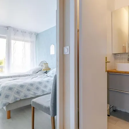 Apartment L'elegance A La Bauloise - Proche - Parking Prive