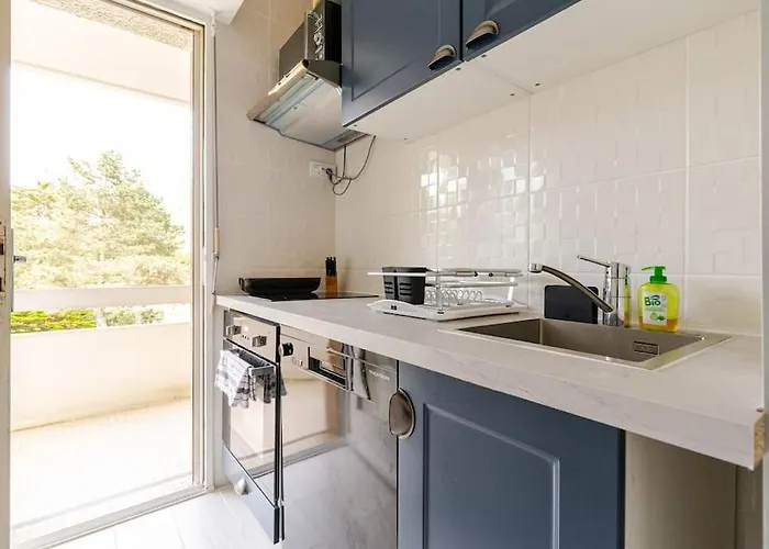 L'elegance A La Bauloise - Proche - Parking Prive